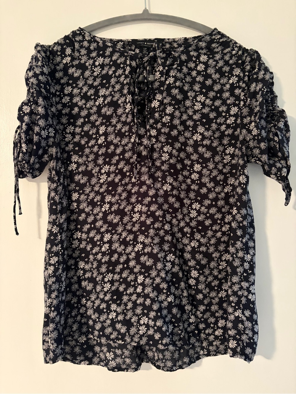 Lucky Brand navy blue Floral Tie-Front Short Sleeve Blouse